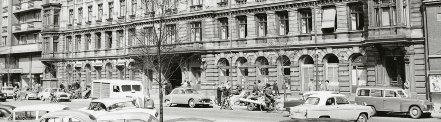 Bonnierhuset i Stockholm, gatuvy från 1950-talet